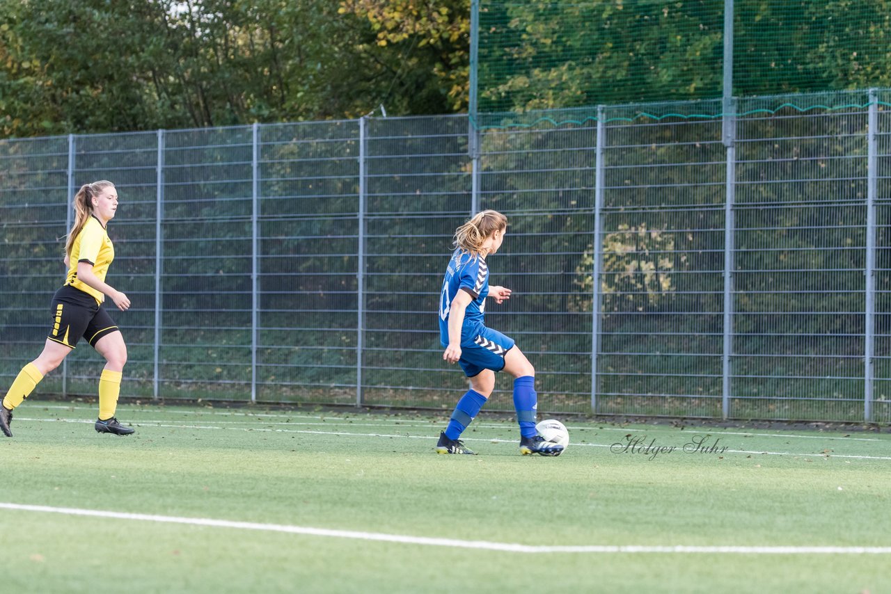 Bild 121 - F SSC Hagen Ahrensburg - SV Frisia 03 Risum-Lindholm : Ergebnis: 2:0